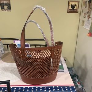 TOTE! BRAND NEW INC BROWN/TAN TOTE WITH LINER
